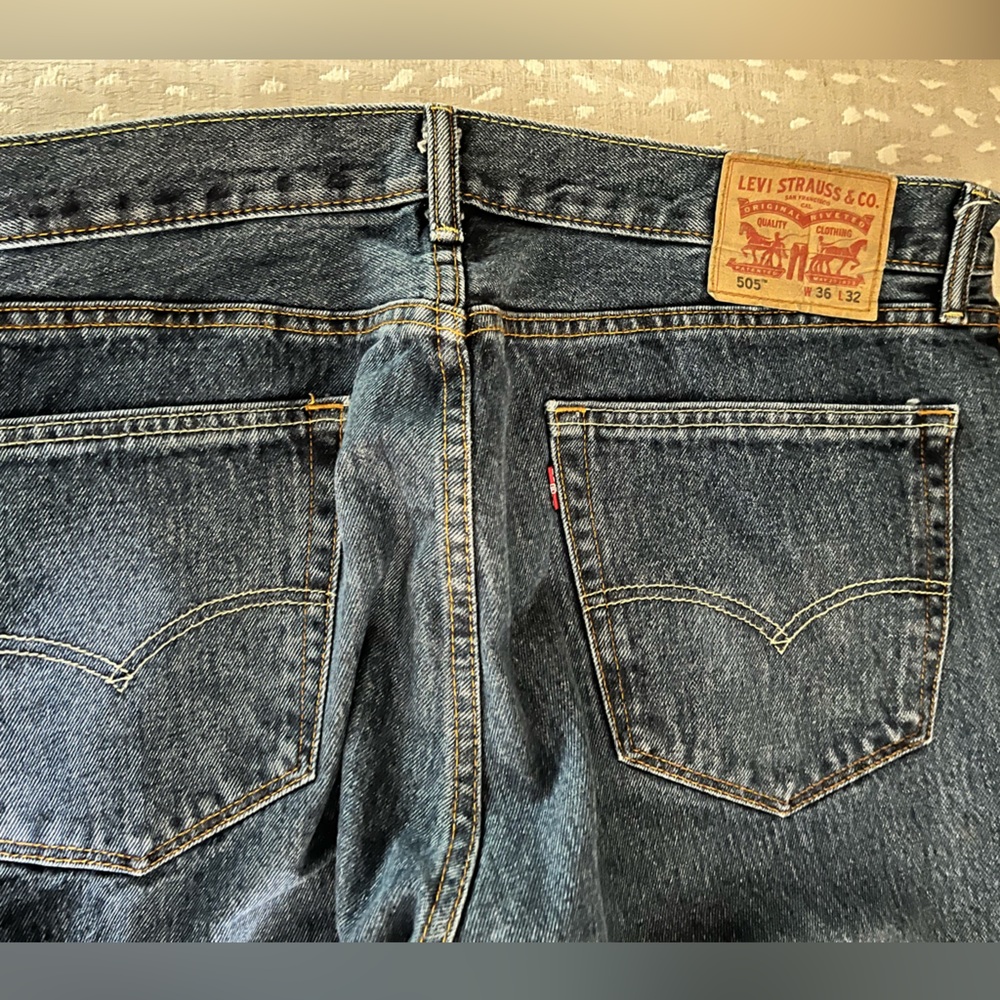 Levi's Men's Blue Jeans 36x32 505’s